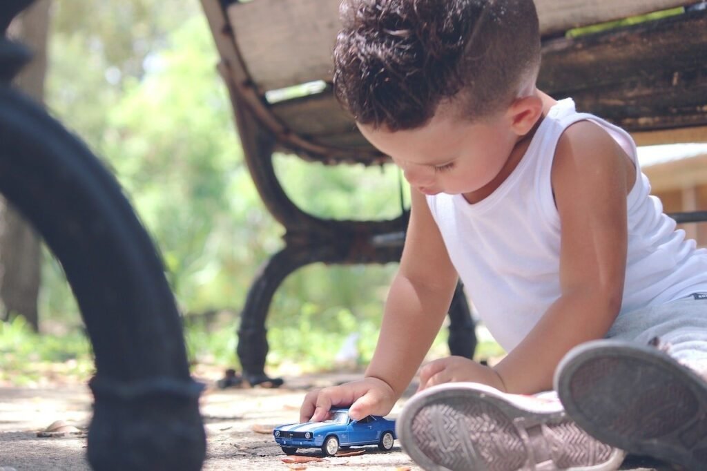 Sunstroke and Heat Exhaustion: How to protect your child during summer?