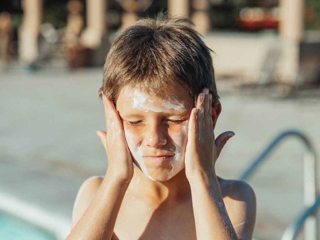 Treating sunburn for children: how to protect them?