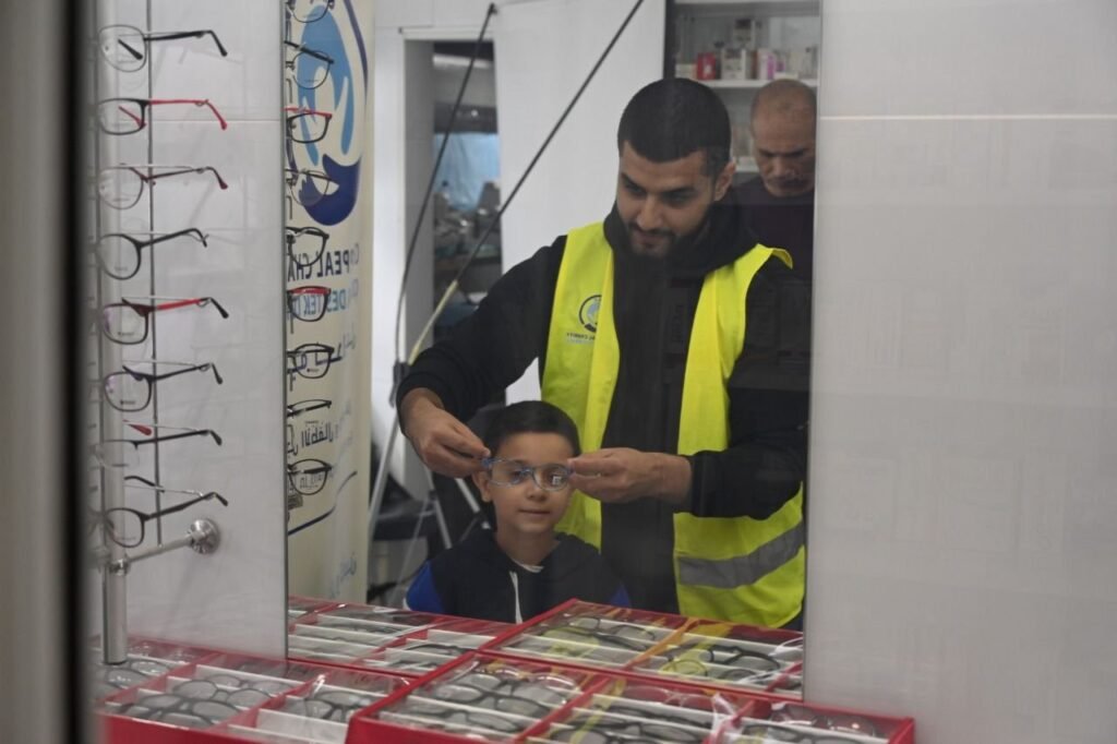 Medical glasses distribution project in Lebanon